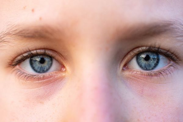 Zdrowe oczy to podstawa! 10 wskazówek jak o nie dbać
